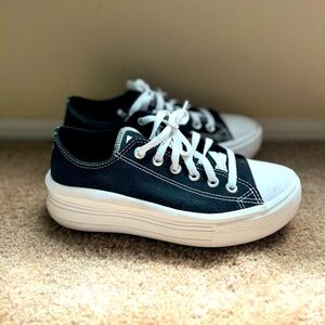 Black chunky Converse